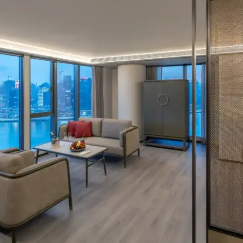 Executive Suite Riverview Room