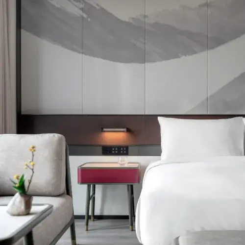 Executive Suite Riverview Room
