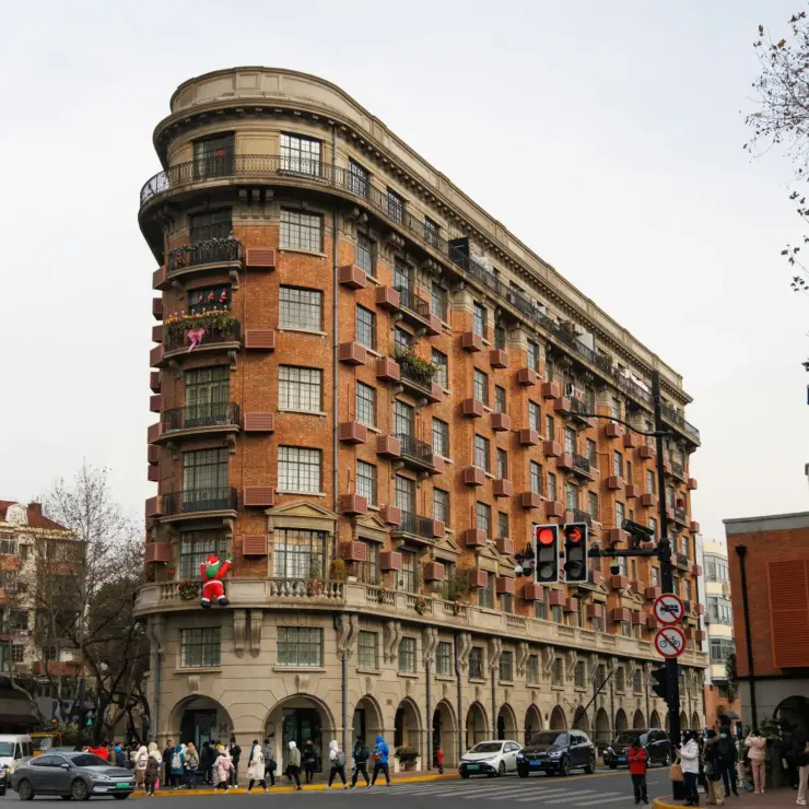 Experiencias de compra: del lujo a la artesanía local: la guía definitiva para los huéspedes del JOYA Hotel Shanghai Lujiazui.