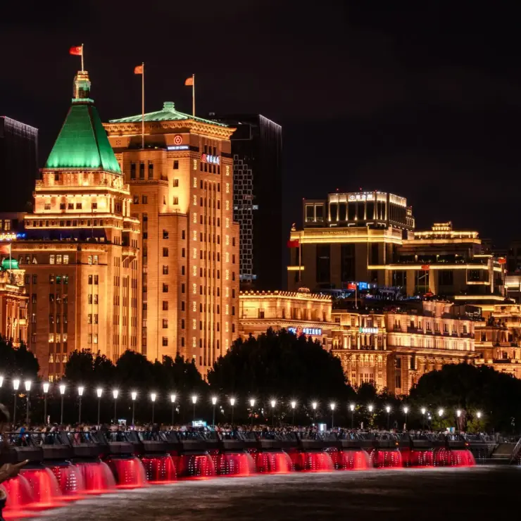 Eventos y festivales de temporada: Descubra el calendario cultural de Shanghái con el JOYA Hotel Shanghai Lujiazui.